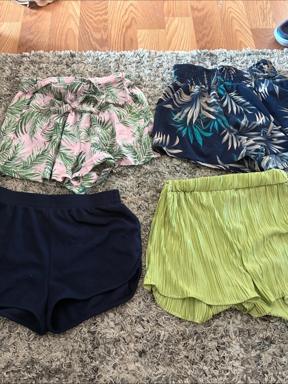 Mixed shorts